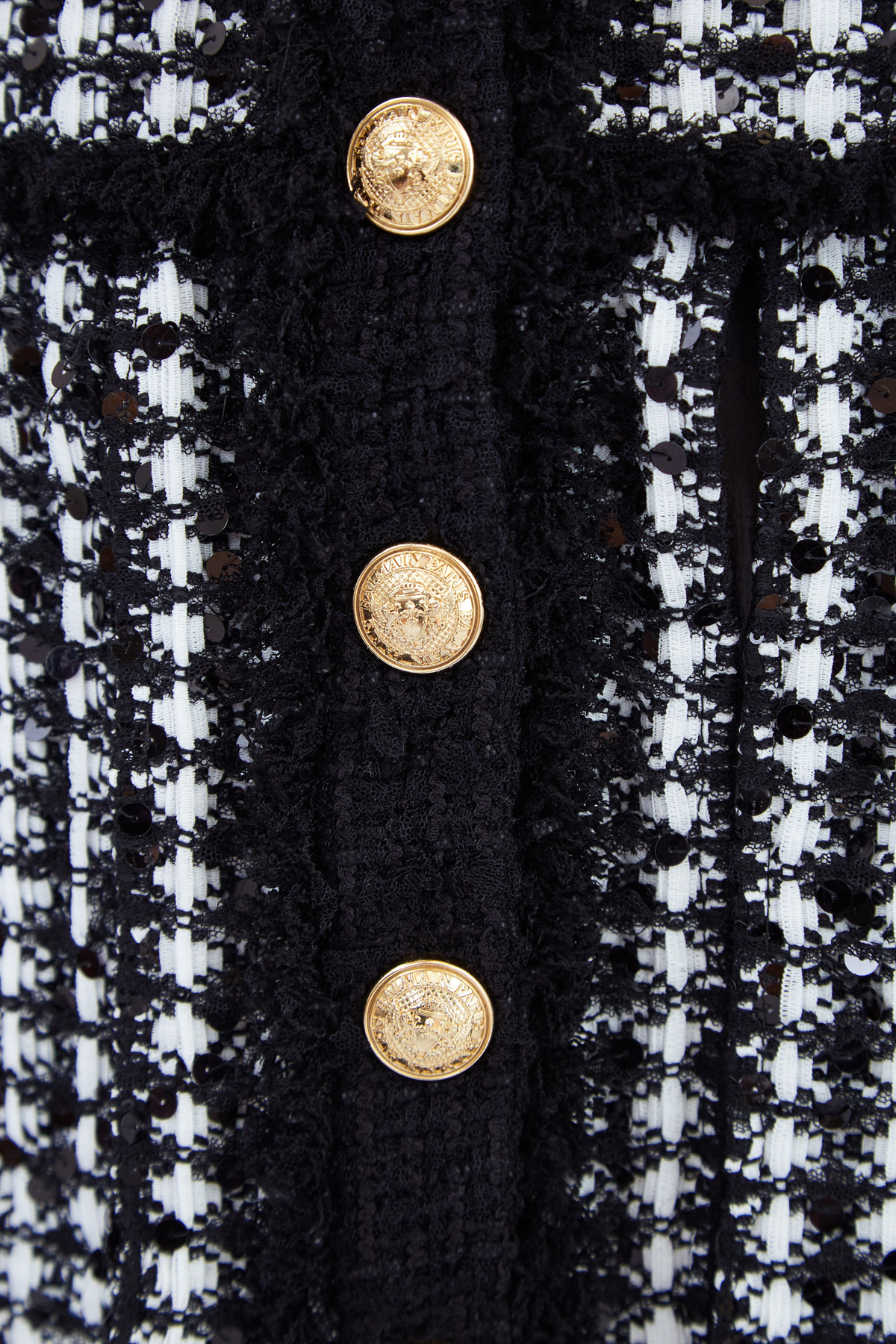 Юбка-трапеция из фактурной ткани с пайетками и вставками из вуали